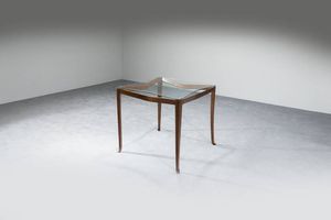 PRODUZIONE ITALIANA - Tavolo con struttura in legno e piano in vetro.  Anni '50 cm 77x87x87  Difetti