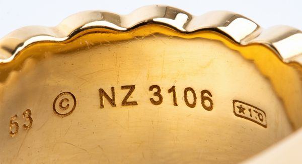 CARTIER: anello in oro con quarzo citrino  - Asta Gioielli, orologi, argenti e penne - Associazione Nazionale - Case d'Asta italiane