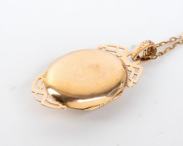 Girocollo in oro con pendente - porta foto e spilla oro con pietre  - Asta Gioielli, orologi, argenti e penne - Associazione Nazionale - Case d'Asta italiane