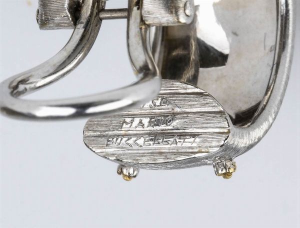MARIO BUCCELLATI: bracciale a fascia rigida e paio di orecchini in oro e diamanti  - Asta Gioielli, orologi, argenti e penne - Associazione Nazionale - Case d'Asta italiane