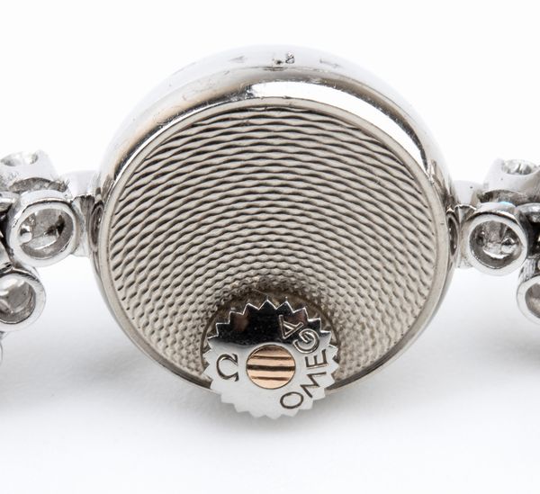 OMEGA: orologio da polso donna in oro 18K e diamanti  - Asta Gioielli, orologi, argenti e penne - Associazione Nazionale - Case d'Asta italiane