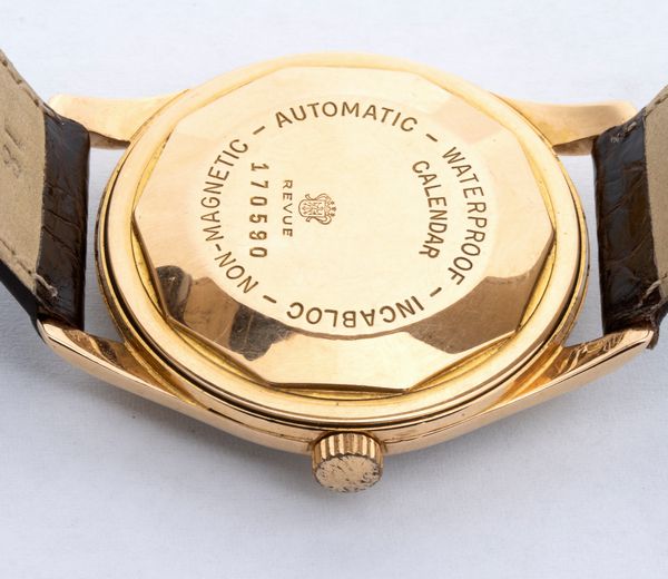 REVUE: orologio da polso in oro 18K, anni '60  - Asta Gioielli, orologi, argenti e penne - Associazione Nazionale - Case d'Asta italiane
