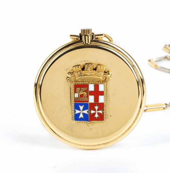 UNIVERSAL: Orologio da tasca con catena in oro 18K  - Asta Gioielli, orologi, argenti e penne - Associazione Nazionale - Case d'Asta italiane