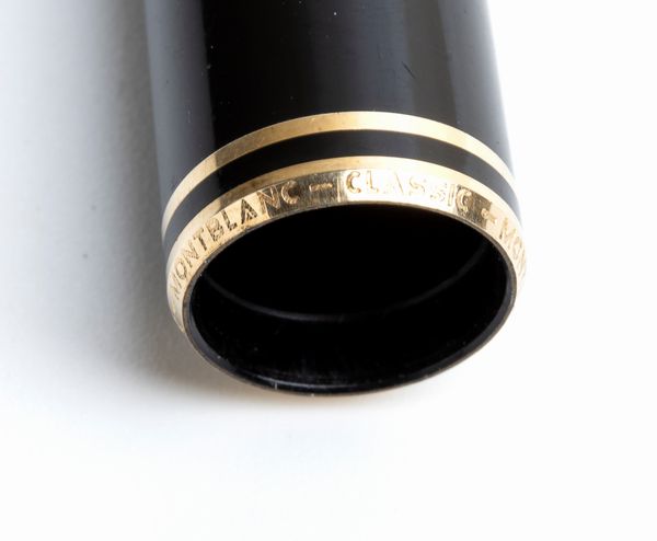 MONTBLANC: penna stilografica Classic, pennino in oro 14K  - Asta Gioielli, orologi, argenti e penne - Associazione Nazionale - Case d'Asta italiane