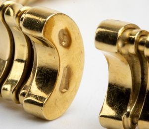 Bracciale semi-rigido in oro  - Asta Gioielli, orologi, argenti e penne - Associazione Nazionale - Case d'Asta italiane