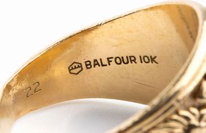 Anello in oro con pietra rossa  - Asta Gioielli, orologi, argenti e penne - Associazione Nazionale - Case d'Asta italiane