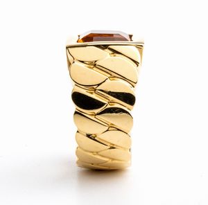 CARTIER: anello in oro con quarzo citrino  - Asta Gioielli, orologi, argenti e penne - Associazione Nazionale - Case d'Asta italiane