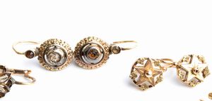 Lotto di 6 paia di orecchini in oro  - Asta Gioielli, orologi, argenti e penne - Associazione Nazionale - Case d'Asta italiane