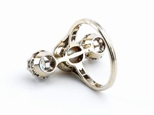 Anello in oro con perla e diamanti - anni '30  - Asta Gioielli, orologi, argenti e penne - Associazione Nazionale - Case d'Asta italiane
