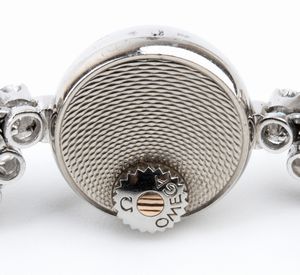 OMEGA: orologio da polso donna in oro 18K e diamanti  - Asta Gioielli, orologi, argenti e penne - Associazione Nazionale - Case d'Asta italiane