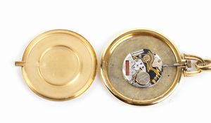 UNIVERSAL: Orologio da tasca con catena in oro 18K  - Asta Gioielli, orologi, argenti e penne - Associazione Nazionale - Case d'Asta italiane