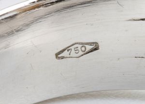 ASCIONE: anello in oro con rubini, diamanti e perla  - Asta Gioielli, orologi, argenti e penne - Associazione Nazionale - Case d'Asta italiane