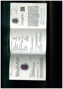 Anello in oro con rubino Birmano e diamanti  - Asta Gioielli, orologi, argenti e penne - Associazione Nazionale - Case d'Asta italiane