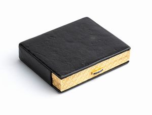 BULGARI: porta cipria in oro 18K, anni ' 40  - Asta Gioielli, orologi, argenti e penne - Associazione Nazionale - Case d'Asta italiane