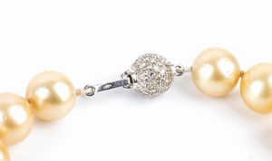 Collana perle gold in oro e diamanti  - Asta Gioielli, orologi, argenti e penne - Associazione Nazionale - Case d'Asta italiane