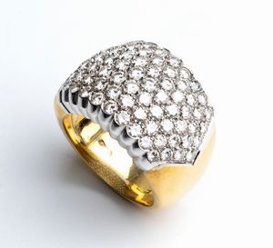Anello in oro con pav di diamanti  - Asta Gioielli, orologi, argenti e penne - Associazione Nazionale - Case d'Asta italiane