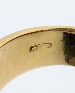 Anello in oro con pav di diamanti  - Asta Gioielli, orologi, argenti e penne - Associazione Nazionale - Case d'Asta italiane