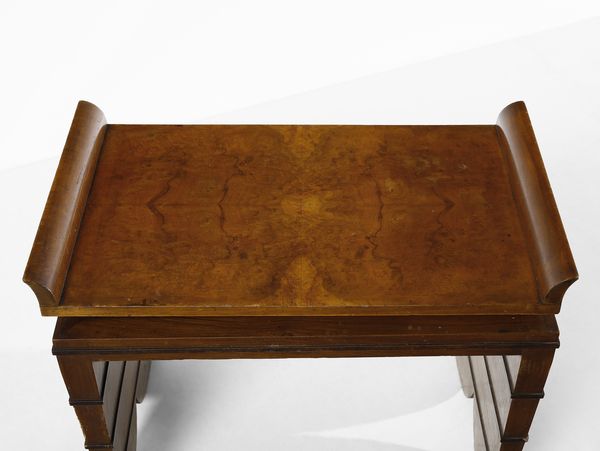 PONTI GIO (1891 - 1979) : attribuito. Panchetta per Domus Nova  - Asta Asta 427 | DESIGN E ARTI DECORATIVE DEL NOVECENTO Tradizionale - Associazione Nazionale - Case d'Asta italiane