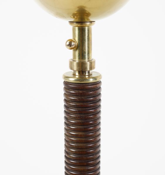 PONTI GIO (1891 - 1979) : attribuito. Lampada da terra tipo Luminator per Pollice  - Asta Asta 427 | DESIGN E ARTI DECORATIVE DEL NOVECENTO Tradizionale - Associazione Nazionale - Case d'Asta italiane