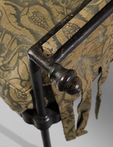 FALLANI ROBERTO  (n. 1937) : Coppia di poltrone-scultura  - Asta Asta 427 | DESIGN E ARTI DECORATIVE DEL NOVECENTO Tradizionale - Associazione Nazionale - Case d'Asta italiane