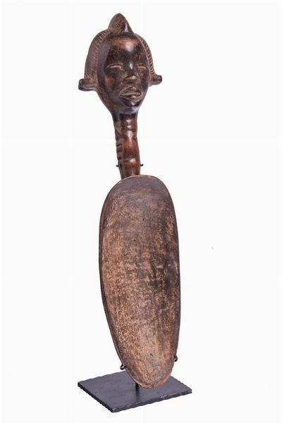 Cucchiaio Akan.  - Asta Arte Antica, Moderna e Contemporanea [Parte I] - Associazione Nazionale - Case d'Asta italiane