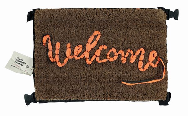 Banksy : Gross Domestic Product. Welcome Mat.  - Asta Arte Antica, Moderna e Contemporanea [Parte II] - Associazione Nazionale - Case d'Asta italiane