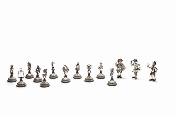 Undici segnaposto e tre statuette  - Asta Argenti - Associazione Nazionale - Case d'Asta italiane