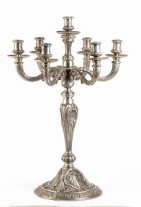 Attilio Grandis : Coppia di importanti candelabri in argento  - Asta Coralli, Avori e Argenti: capolavori da importanti collezioni italiane - Icone Russe - Associazione Nazionale - Case d'Asta italiane