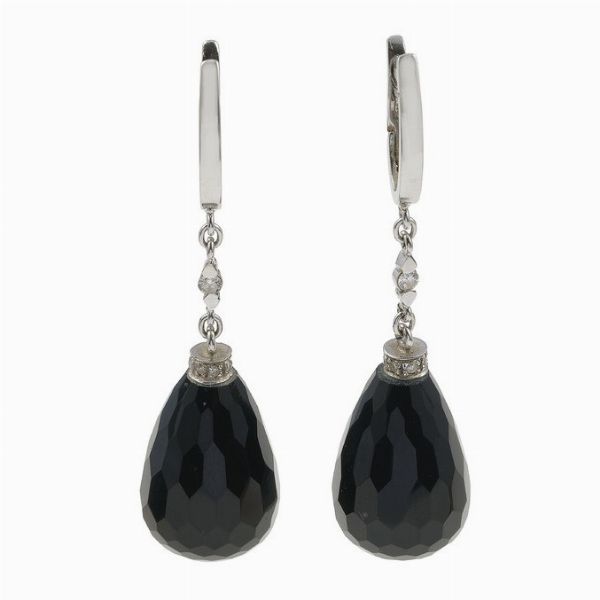 Orecchini pendenti con piccoli diamanti e vetri neri  - Asta Fine Jewels - Associazione Nazionale - Case d'Asta italiane