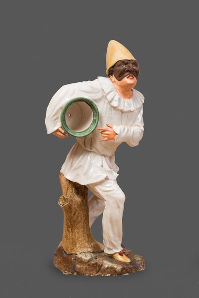 Manifattura Giustiniani, primo quarto del XIX secolo : Pulcinella con vaso  - Asta Antiquariato, Dipinti antichi e del XIX secolo - Associazione Nazionale - Case d'Asta italiane