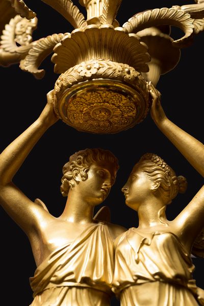 Importante coppia di candelabri a sei luci in bronzo dorato, Francia o Milano, 1815  - Asta Antiquariato, Dipinti antichi e del XIX secolo - Associazione Nazionale - Case d'Asta italiane