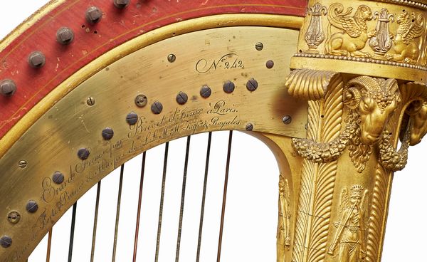 Erard Freres  Francia, XIX secolo : Arpa a pedali  - Asta Antiquariato, Dipinti antichi e del XIX secolo - Associazione Nazionale - Case d'Asta italiane