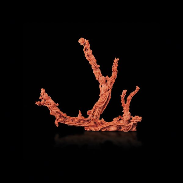 Corallo con quattro figurine, Pechino, Cina, inizi XX secolo  - Asta Fine Chinese Works of Art - Associazione Nazionale - Case d'Asta italiane