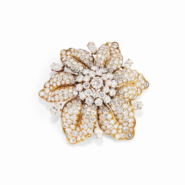 Spilla Pendente con diamanti  - Asta Gioielli - Associazione Nazionale - Case d'Asta italiane