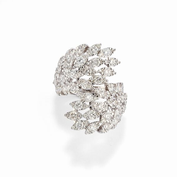 Anello con diamanti  - Asta Gioielli - Associazione Nazionale - Case d'Asta italiane