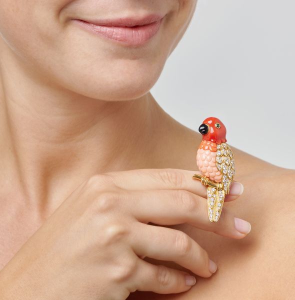 Van Cleef & Arpels : Spilla pappagallo  - Asta Gioielli - Associazione Nazionale - Case d'Asta italiane