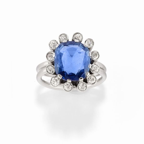 Anello con zaffiro  - Asta Gioielli - Associazione Nazionale - Case d'Asta italiane