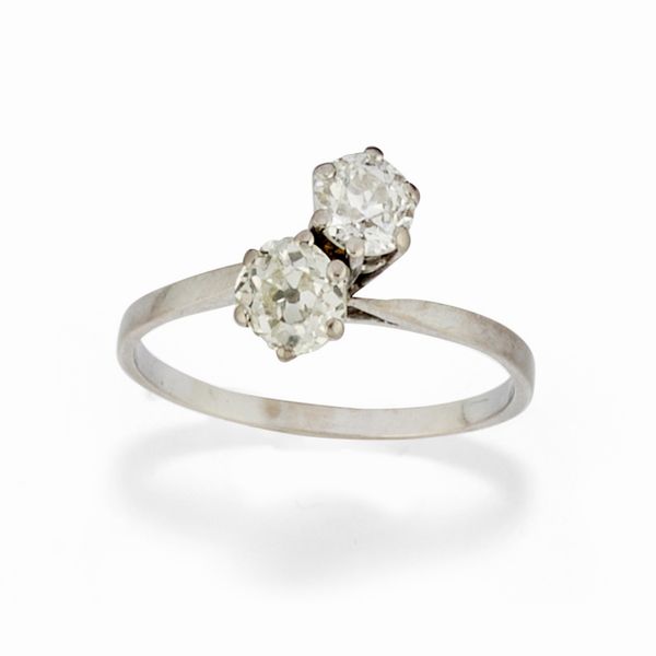 Anello con diamanti  - Asta Gioielli - Associazione Nazionale - Case d'Asta italiane