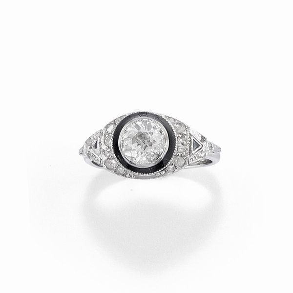 Anello con diamante  - Asta Gioielli - Associazione Nazionale - Case d'Asta italiane