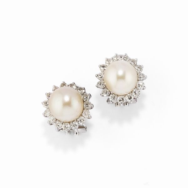 Orecchini e spilla con perle  - Asta Gioielli - Associazione Nazionale - Case d'Asta italiane