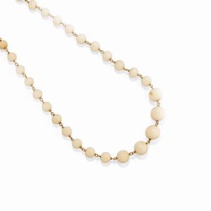 Due collane in pietra dura  - Asta Gioielli - Associazione Nazionale - Case d'Asta italiane