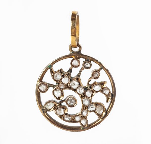 Pendente in oro e diamanti in taglio rosa  - Asta Asta Gioielli e Orologi - Associazione Nazionale - Case d'Asta italiane