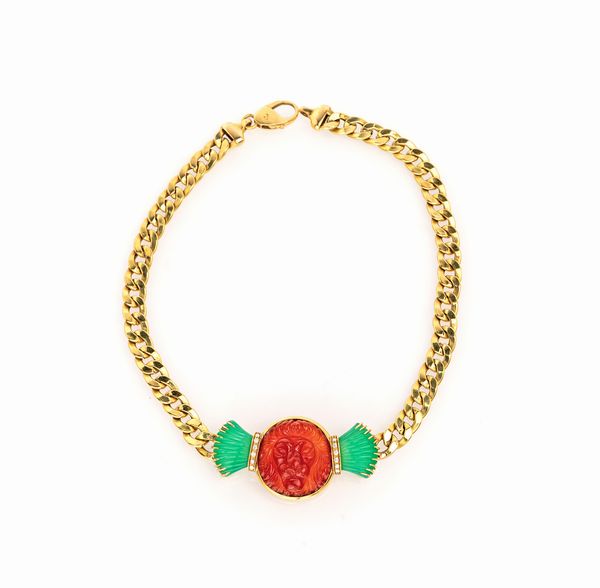 Girocollo in oro, corniola incisa e crisoprasio.  - Asta Asta Gioielli e Orologi - Associazione Nazionale - Case d'Asta italiane