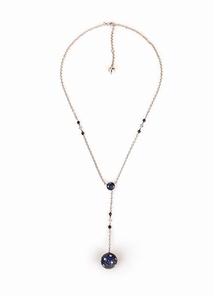 Pendente in oro bianco zaffiri e brillanti  - Asta Asta Gioielli e Orologi - Associazione Nazionale - Case d'Asta italiane