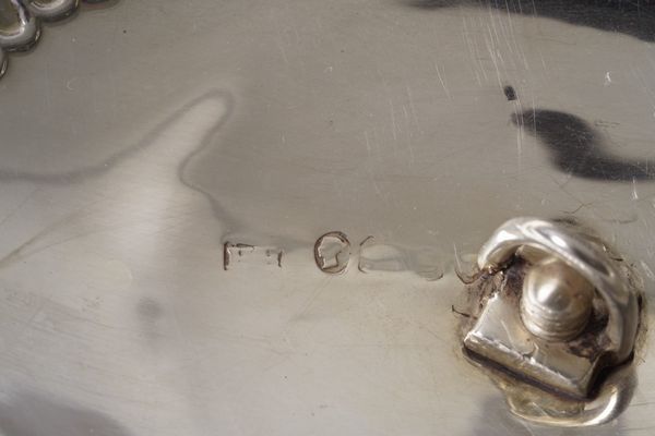 Zuppiera. Londra 1860, marchio dell'argentiere H-H (Harrison Brothers & Howson ?)  - Asta L'Art de la Table - Associazione Nazionale - Case d'Asta italiane