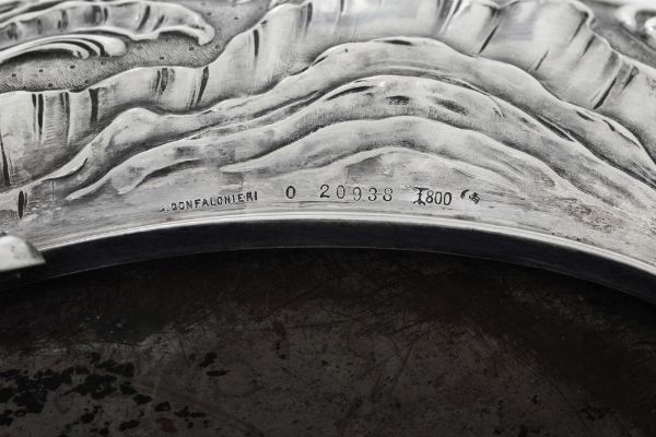 Vaso. Argenteria italiana della prima metà del XX secolo, argentiere G. Confalonieri  - Asta L'Art de la Table - Associazione Nazionale - Case d'Asta italiane