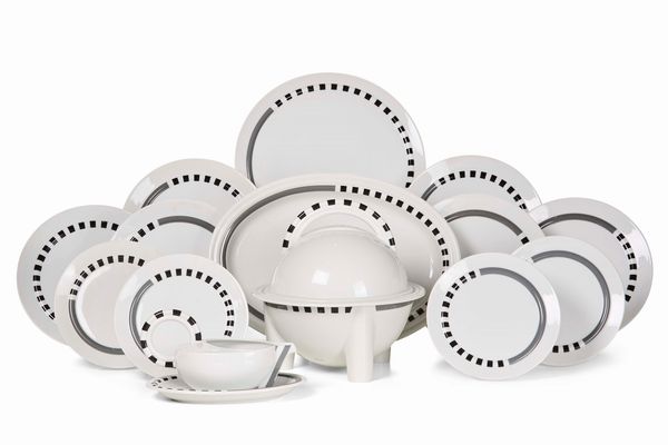 Servizio da tavola “Cupola Strada”<BR>Germania, Manifattura Rosenthal, 1983 circa<BR>  - Asta L'Art de la Table - Associazione Nazionale - Case d'Asta italiane
