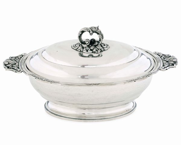 Zuppiera. Argenteria italiana del XX secolo. Argentiere Ricci & C. , Alessandria  - Asta L'Art de la Table - Associazione Nazionale - Case d'Asta italiane