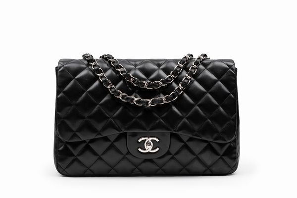 CHANEL : Borsa Jumbo  - Asta Luxury Fashion - Associazione Nazionale - Case d'Asta italiane