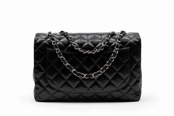 CHANEL : Borsa Jumbo  - Asta Luxury Fashion - Associazione Nazionale - Case d'Asta italiane